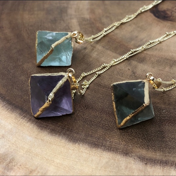 🎉🎉HOST PICK🎉🎉Fluorite Crystal Boho Necklace - Picture 4 of 6
